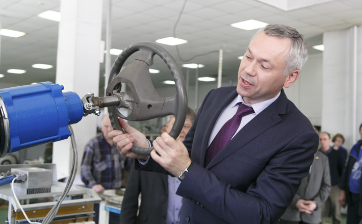 Андрей Травников на Заводе сибирского технологического машиностроения